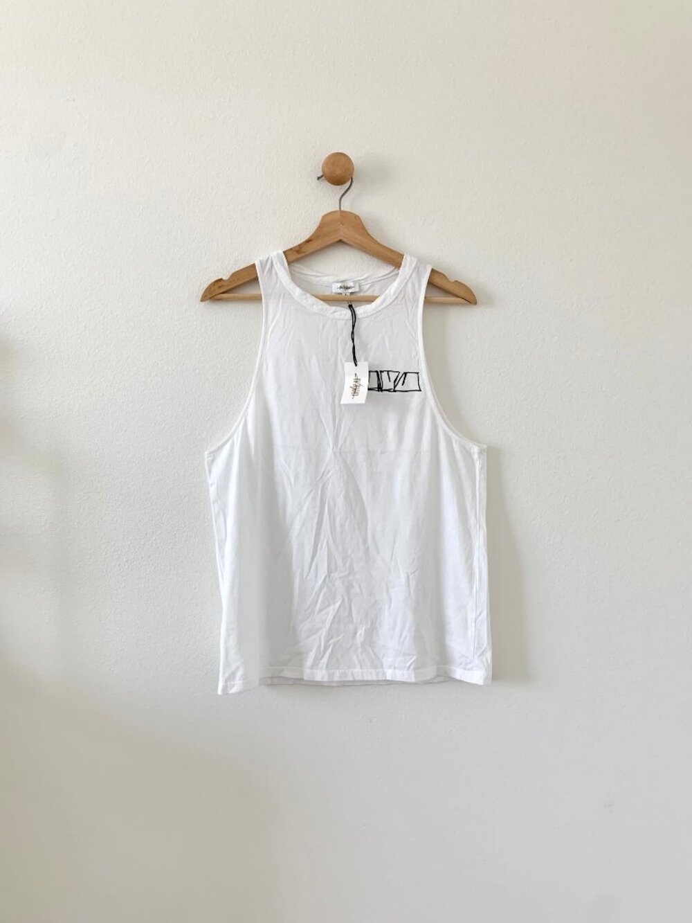 Daya by Zendaya White Sleeveless Tomboy Tank Top Small